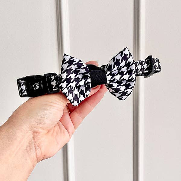 Dog Bow Tie: Happy Houndstooth