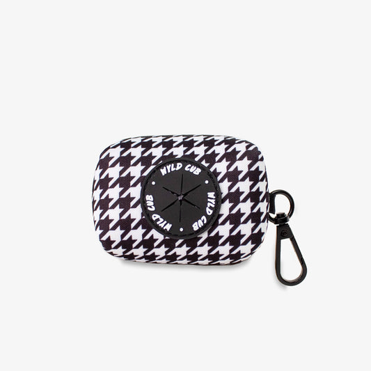 Dog Poop Bag Holder: Happy Houndstooth